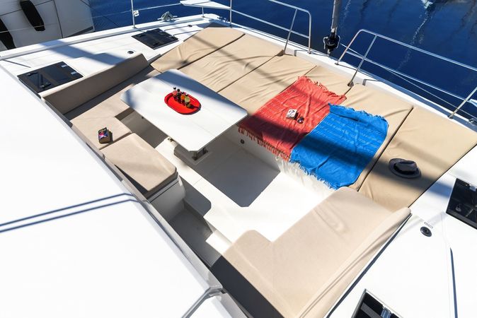 Bali 4.8 | About Time