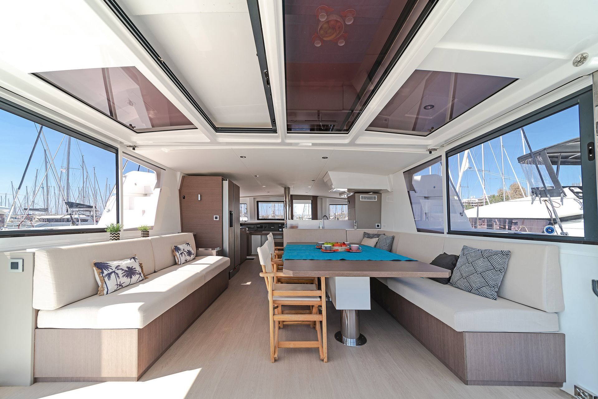 Bali 4.8 | About Time