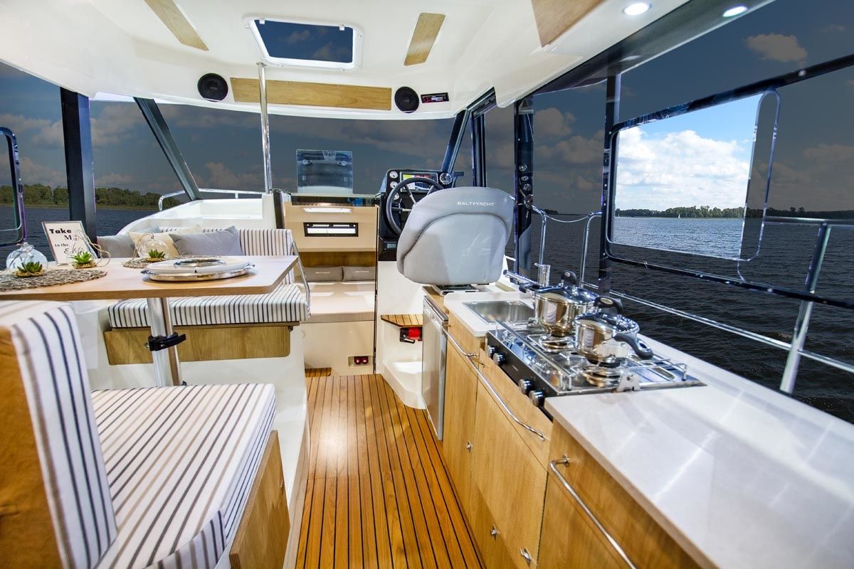 Sun Camper 35 Flybridge | Sapina