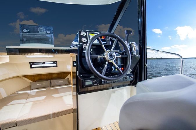 Sun Camper 35 Flybridge | Sapina