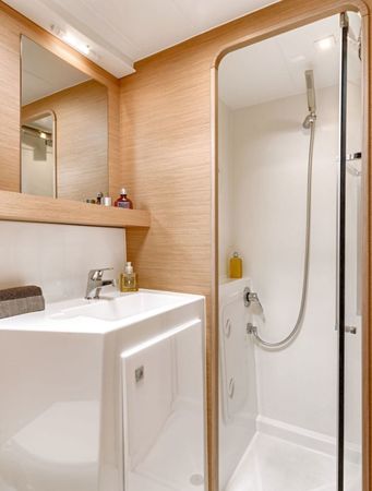 Lagoon 42 | Amfitrite