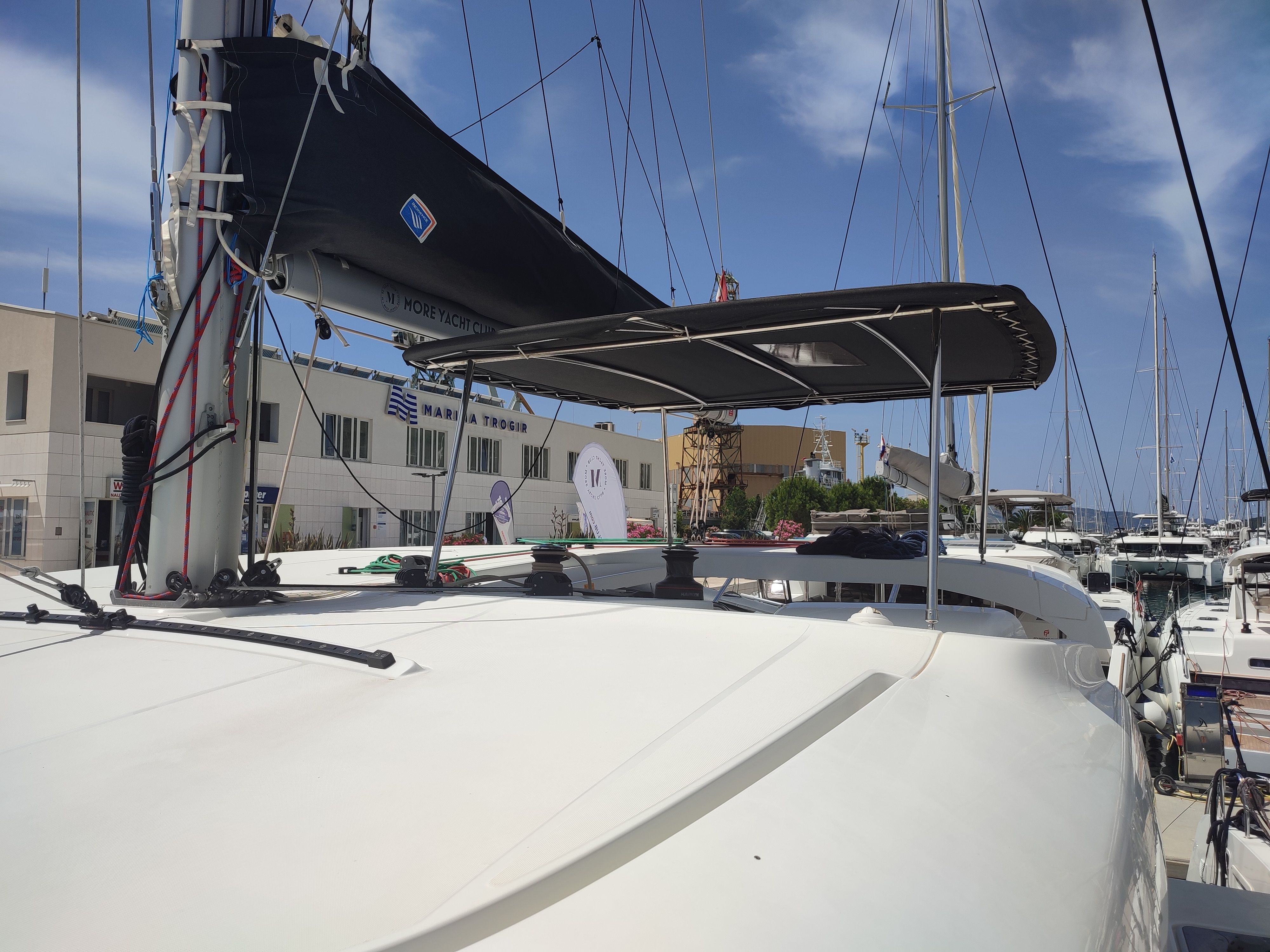 Lagoon 42 | Amfitrite