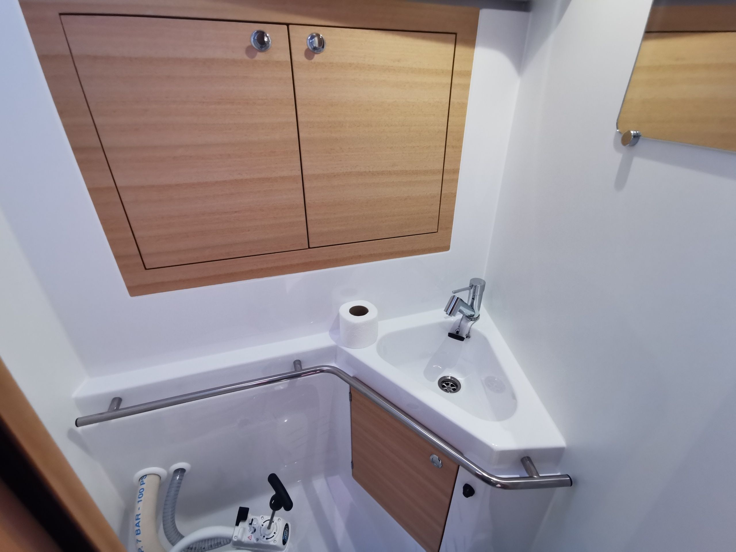 Elan 45.1 Impression | Bad Buoy