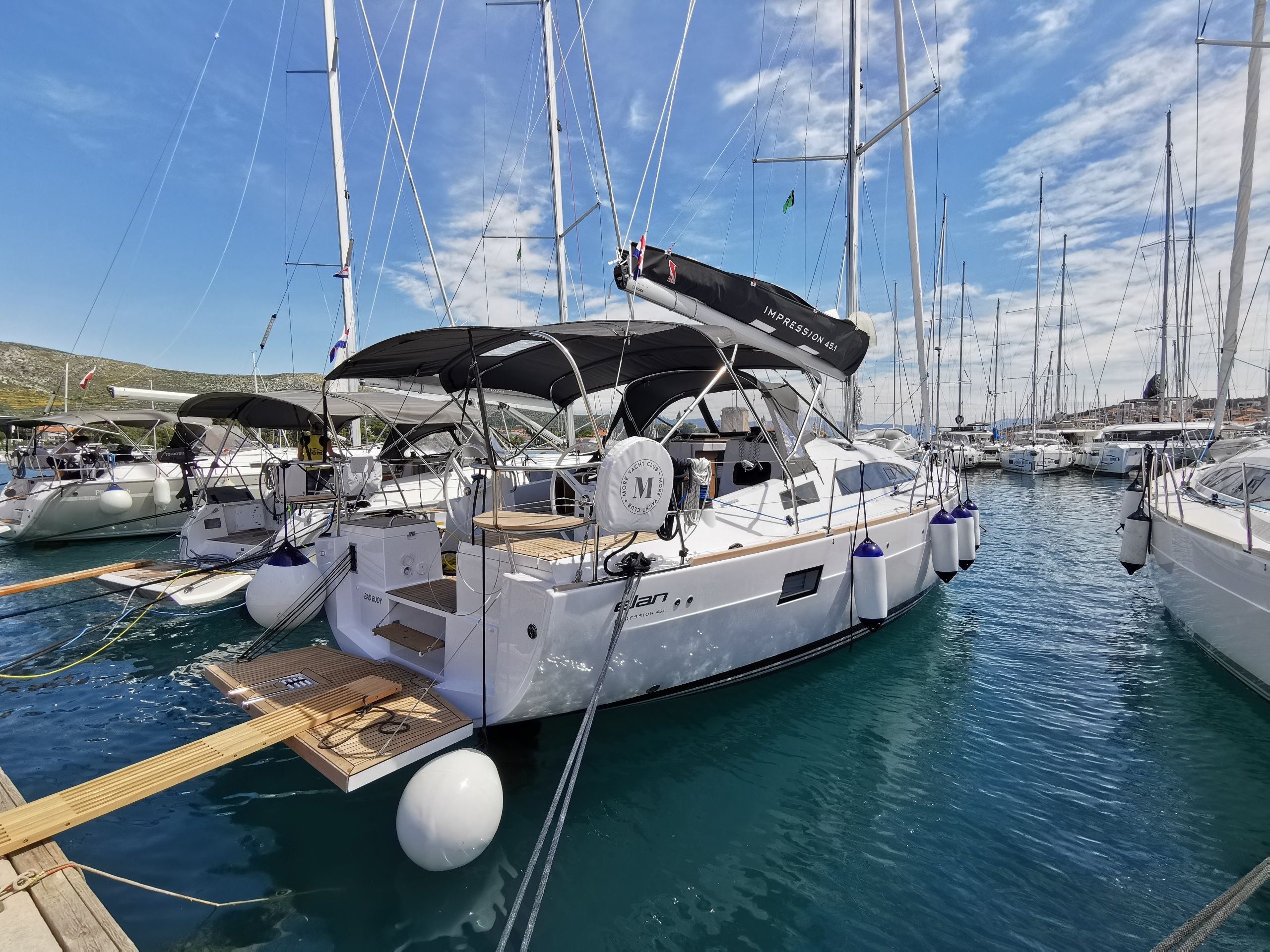 Elan 45.1 Impression | Bad Buoy