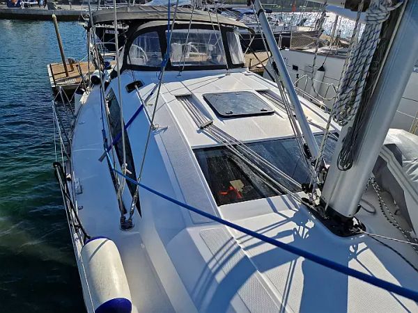 Elan 45.1 Impression | Bad Buoy