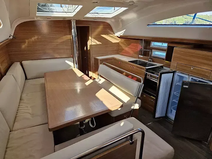 Elan 45.1 Impression | Bad Buoy