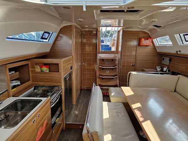 Elan 45.1 Impression | Bad Buoy