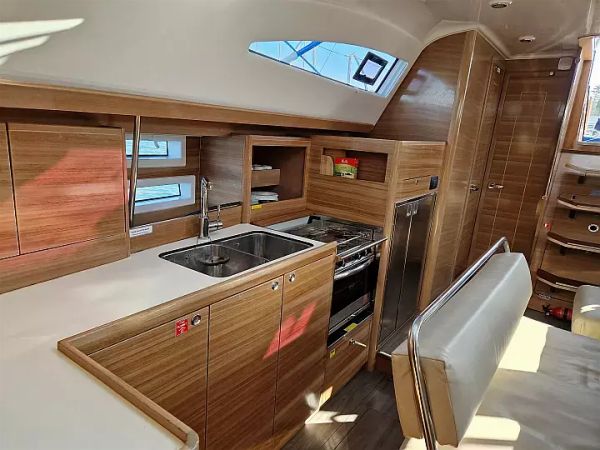 Elan 45.1 Impression | Bad Buoy