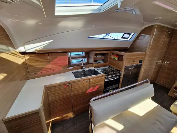 Elan 45.1 Impression | Bad Buoy