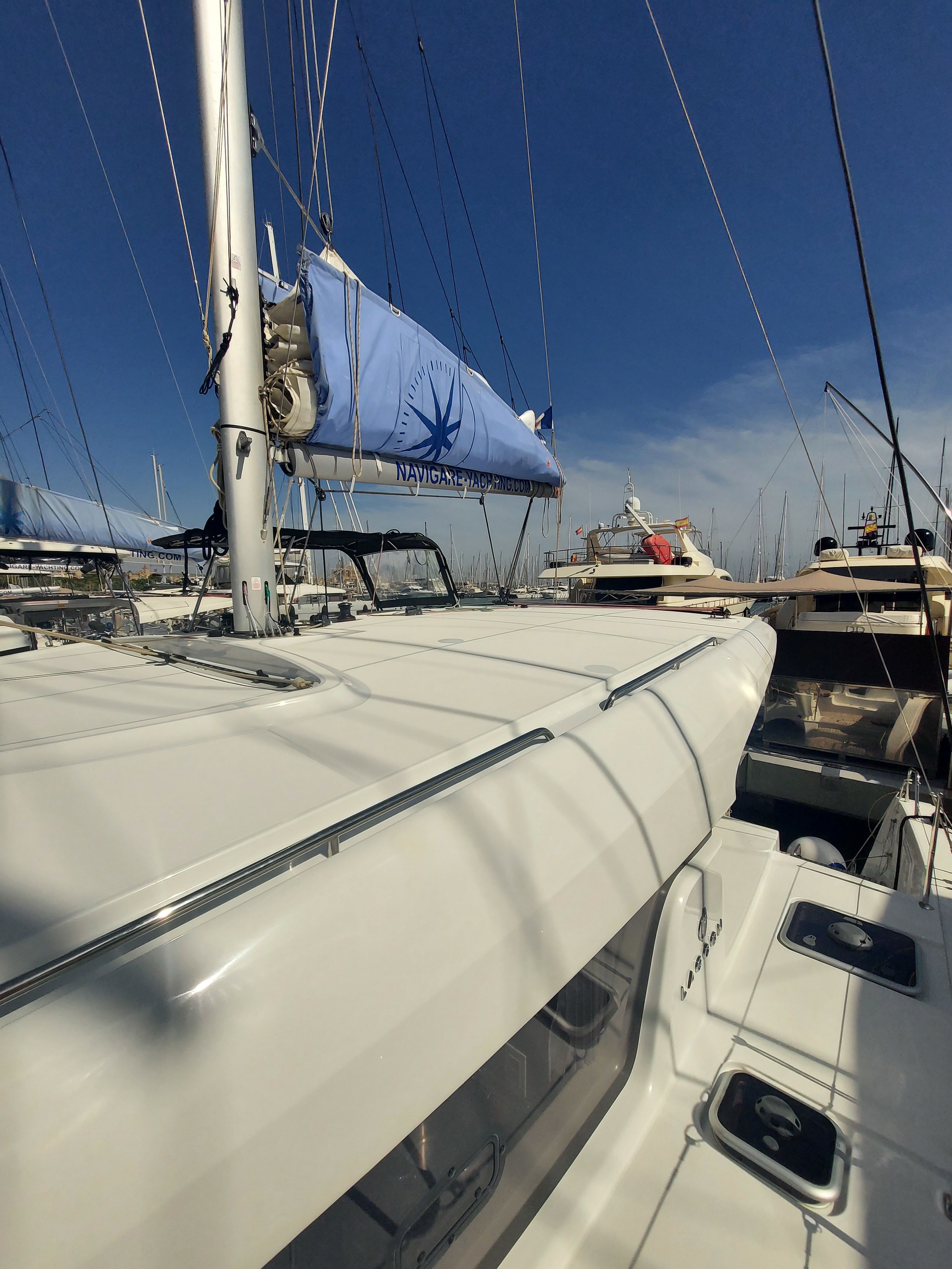 Lagoon 40 | The Dove