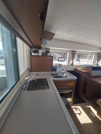 Lagoon 40 | The Dove