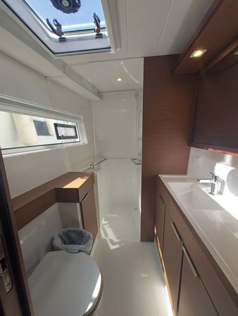 Lagoon 40 | The Dove