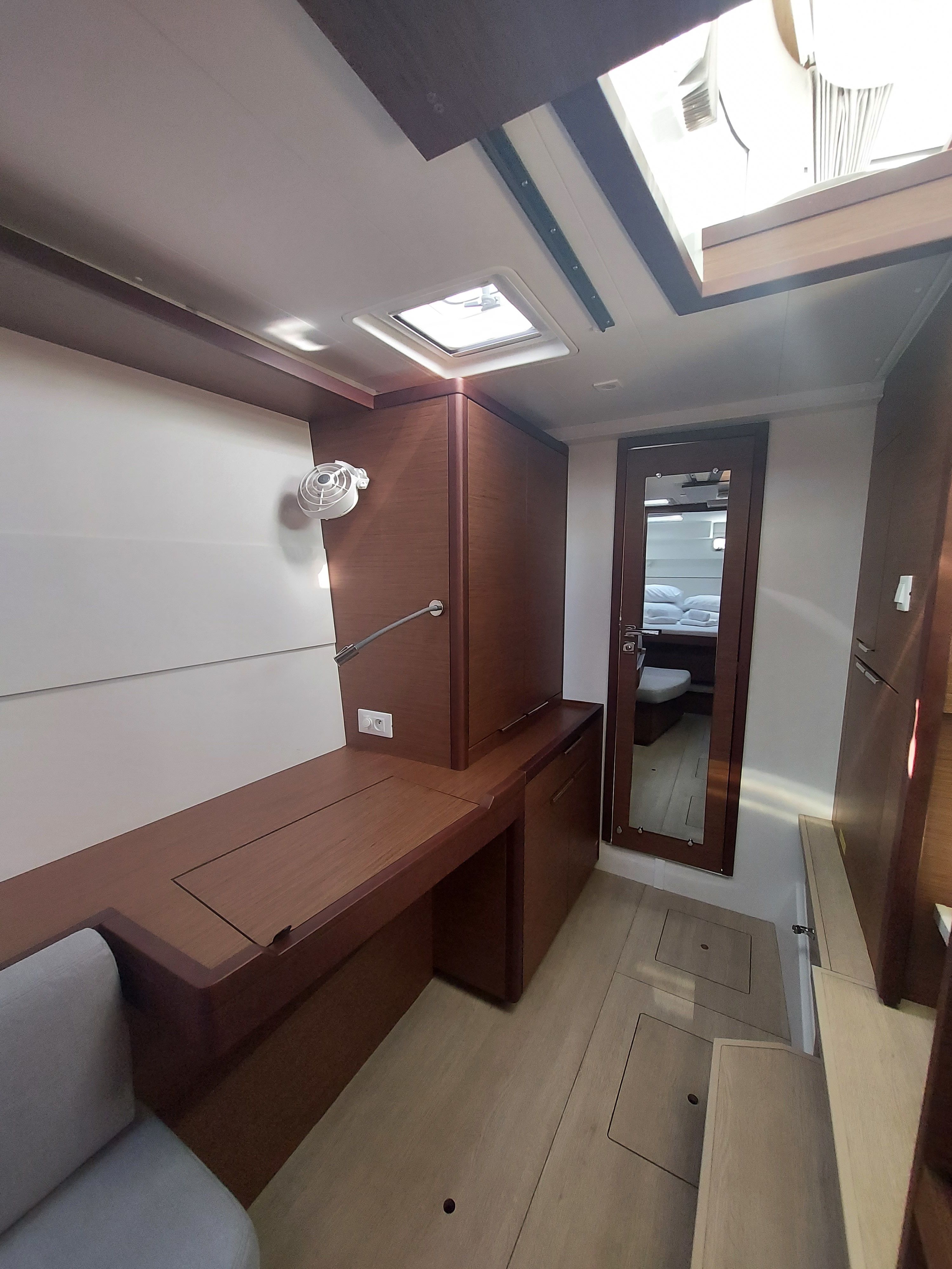 Lagoon 40 | The Dove