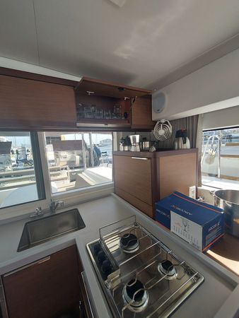 Lagoon 40 | The Dove