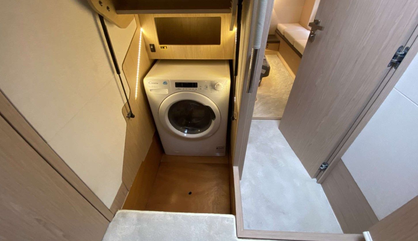 Beneteau Monte Carlo 5 | Sundowner