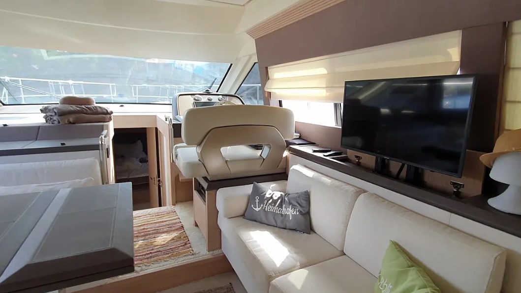 Beneteau Monte Carlo 5 | Sundowner
