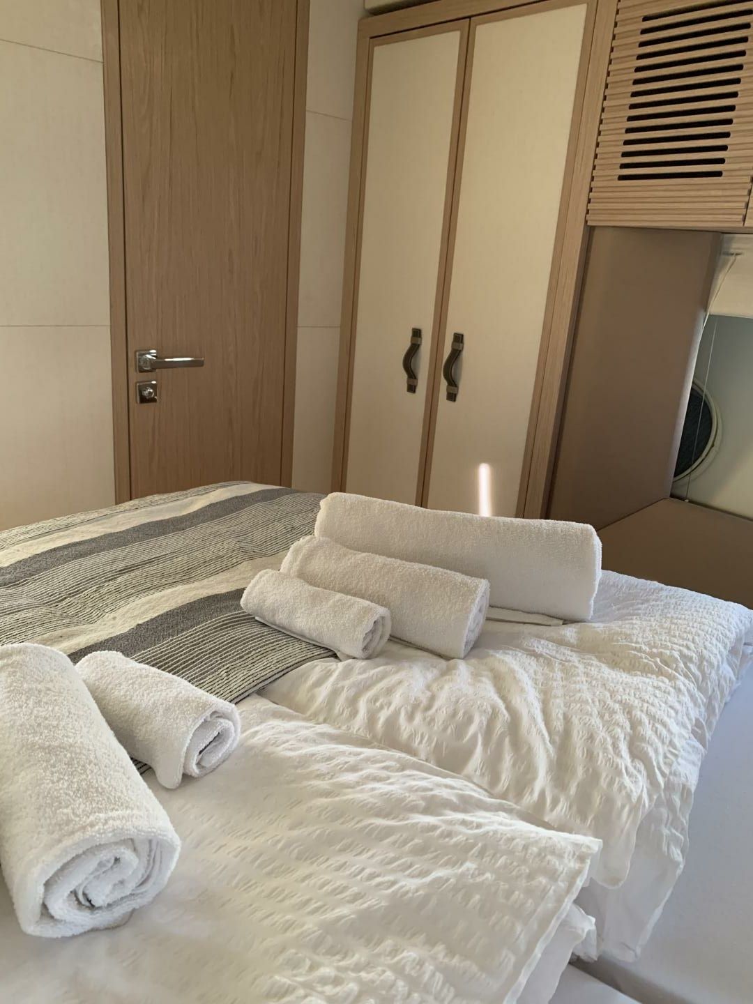 Beneteau Monte Carlo 5 | Sundowner