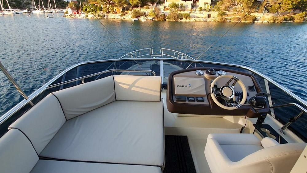 Beneteau Monte Carlo 5 | Sundowner