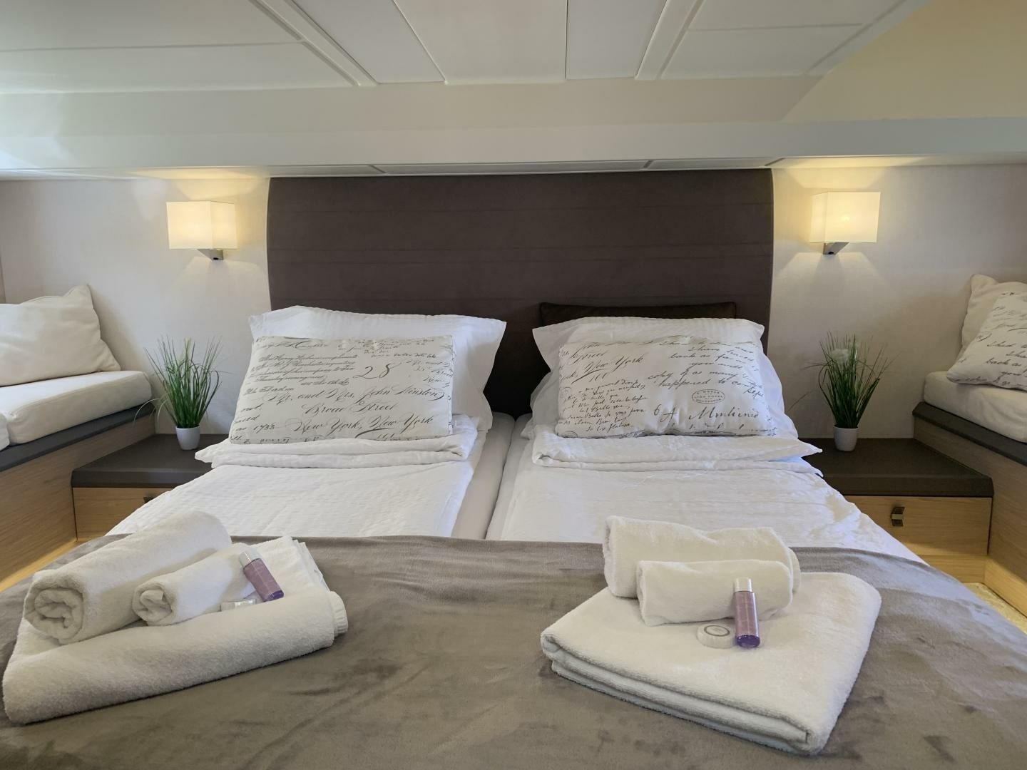 Beneteau Monte Carlo 5 | Sundowner