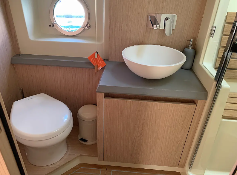 Beneteau Monte Carlo 5 | Sundowner