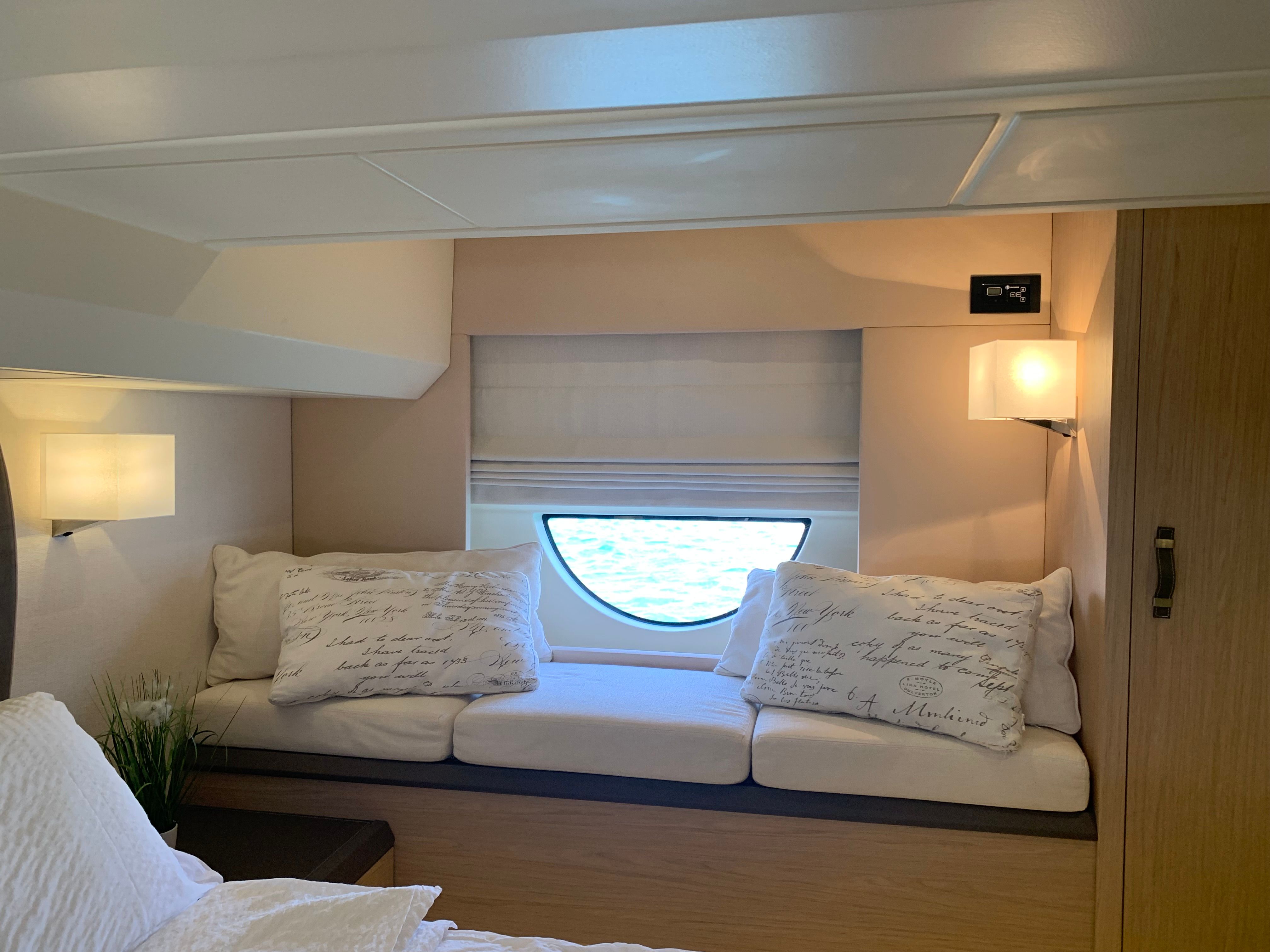 Beneteau Monte Carlo 5 | Sundowner