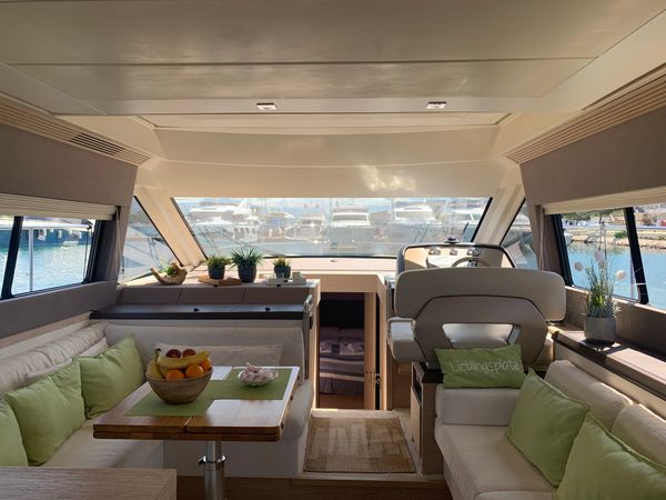 Beneteau Monte Carlo 5 | Sundowner