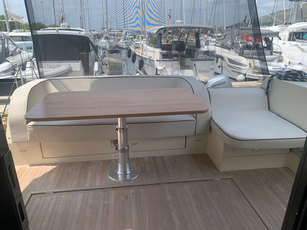 Beneteau Monte Carlo 5 | Sundowner