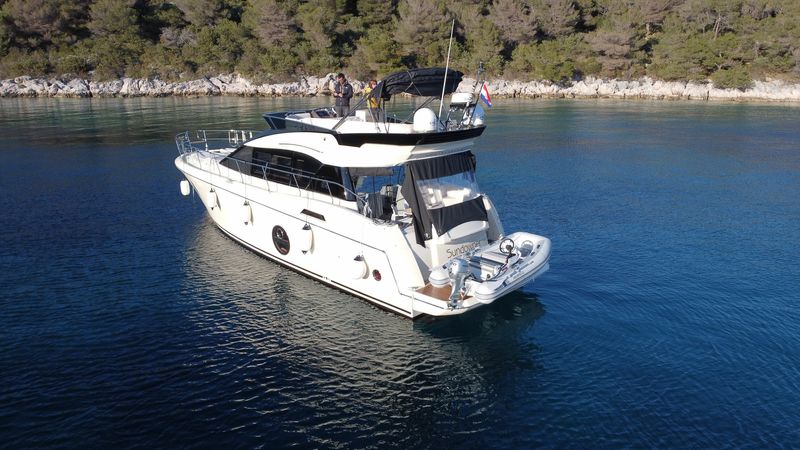 Beneteau Monte Carlo 5 | Sundowner