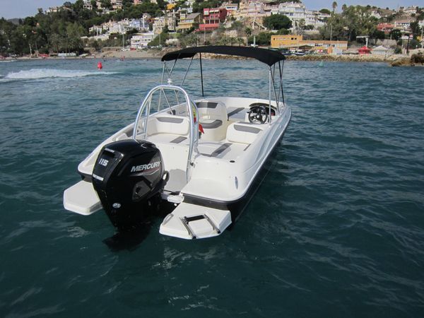 Bayliner 6 | Laura