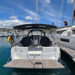 Jeanneau Sun Odyssey 389 | Viva Villa