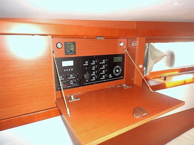 Beneteau Oceanis 48 | Navira