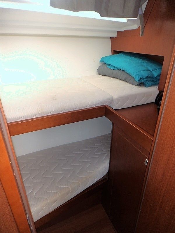 Beneteau Oceanis 48 | Navira