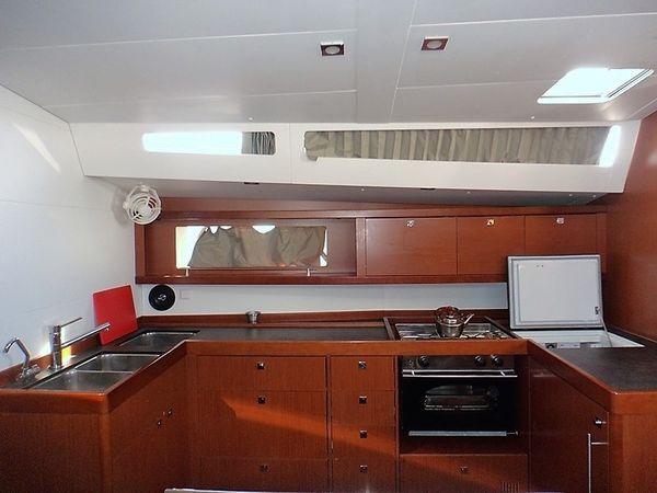 Beneteau Oceanis 48 | Navira