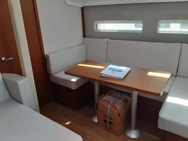 Jeanneau Sun Odyssey 410 | Circe