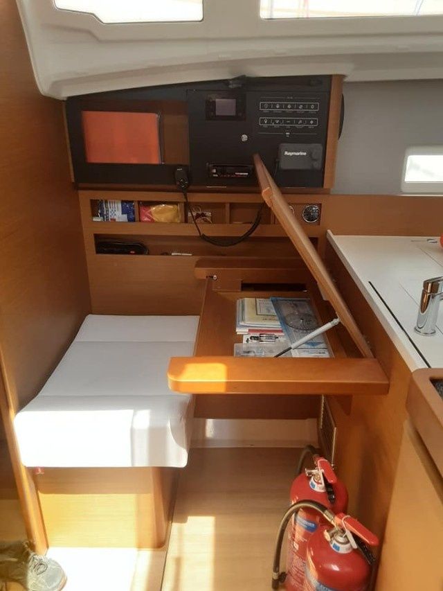 Jeanneau Sun Odyssey 410 | Circe