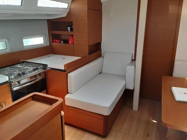 Jeanneau Sun Odyssey 410 | Circe