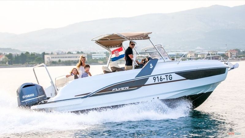 Beneteau Flyer 7.7 | Sundeck