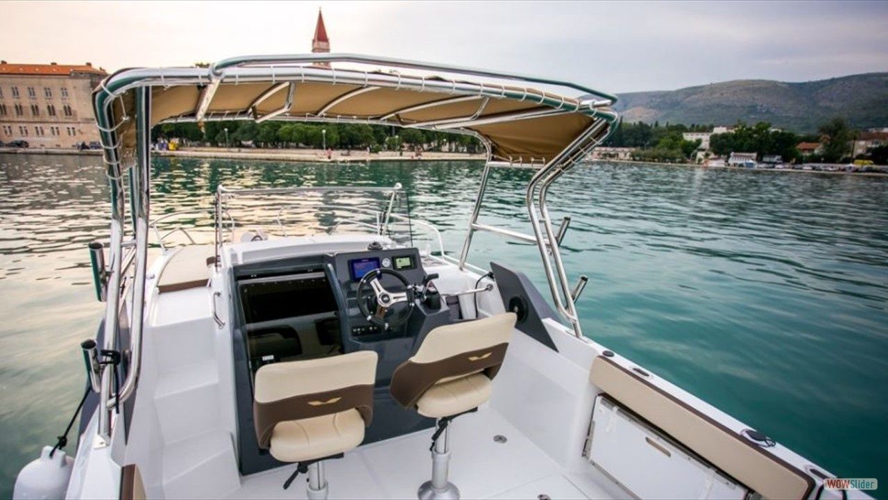 Beneteau Flyer 7.7 | Sundeck