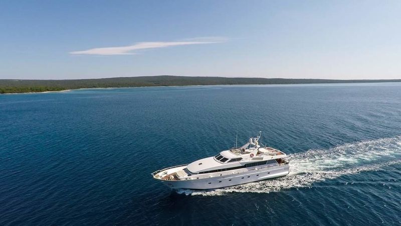 Admiral 27 | Bora Bora