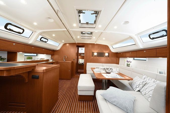 Bavaria Cruiser 51 | Mola 16-5 Breege