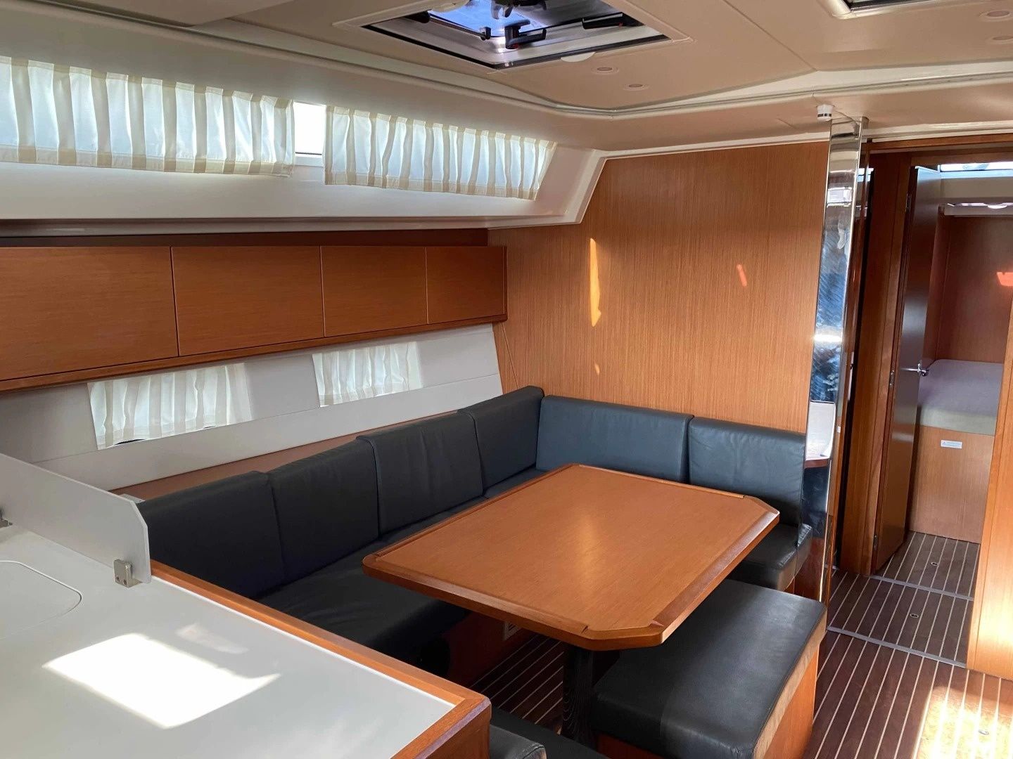 Bavaria C45 | Silver 1