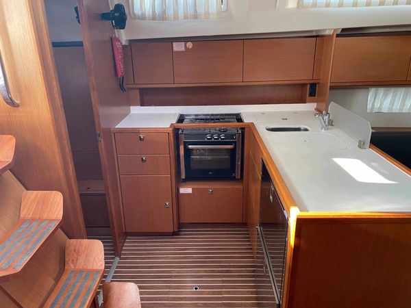 Bavaria C45 | Silver 1