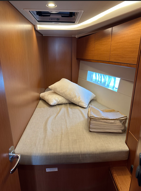 Bavaria C45 | Silver 1