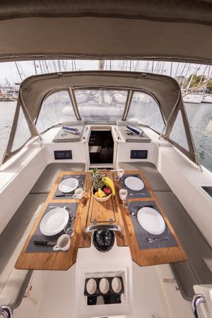 Bavaria C45 | Silver 1