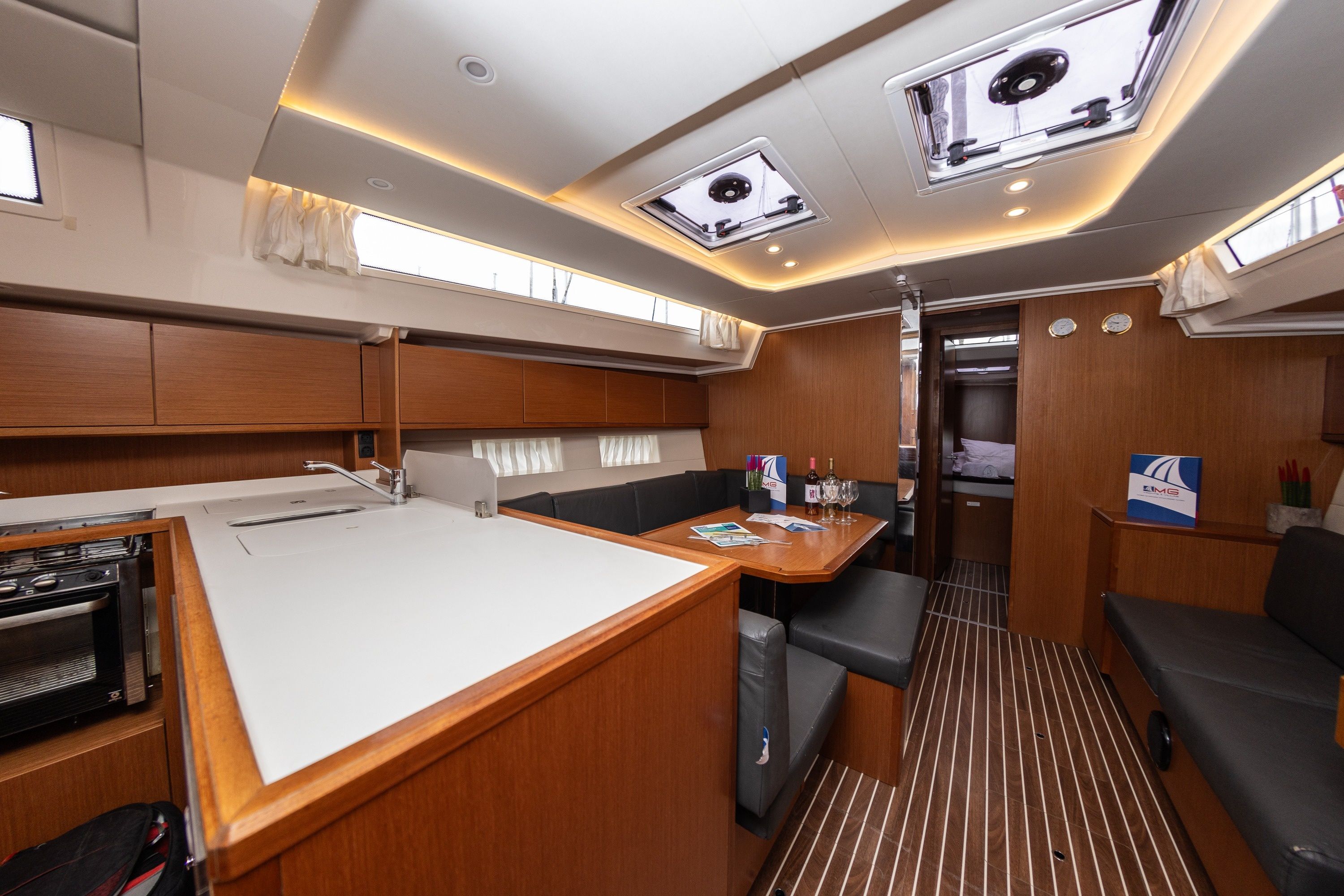 Bavaria C45 | Silver 1