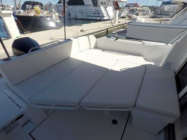 Beneteau Antares 8 | Lovre