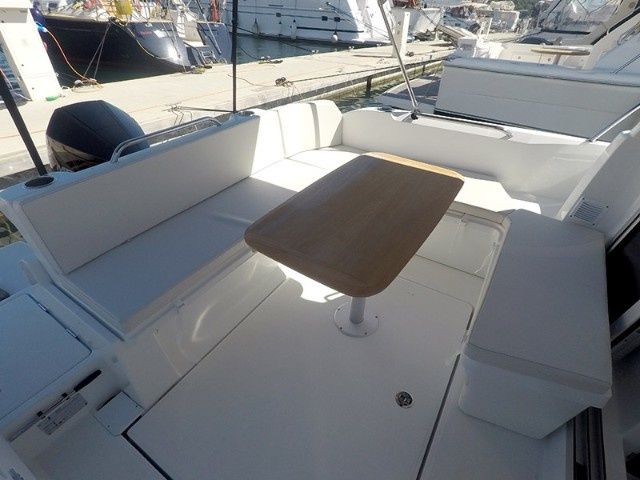 Beneteau Antares 8 | Lovre