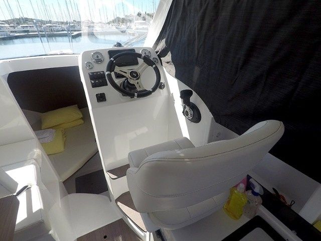 Beneteau Antares 8 | Lovre