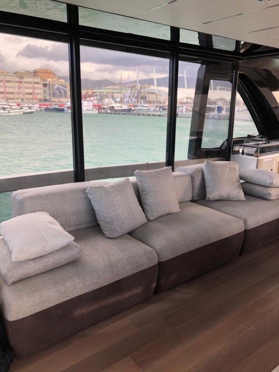 Explorer 62 | Blue Moon