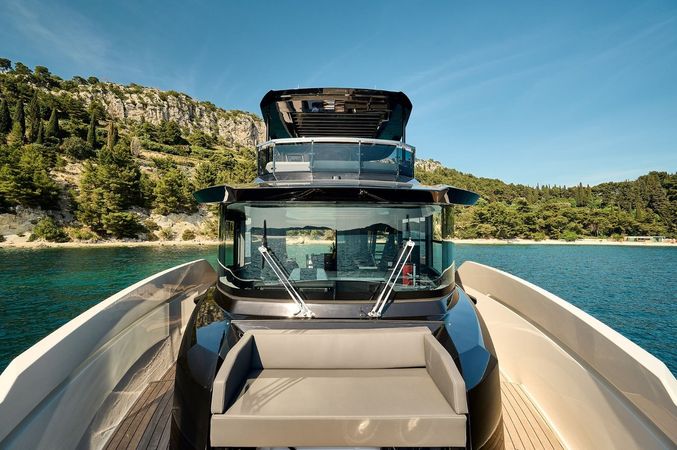 Explorer 62 | Blue Moon